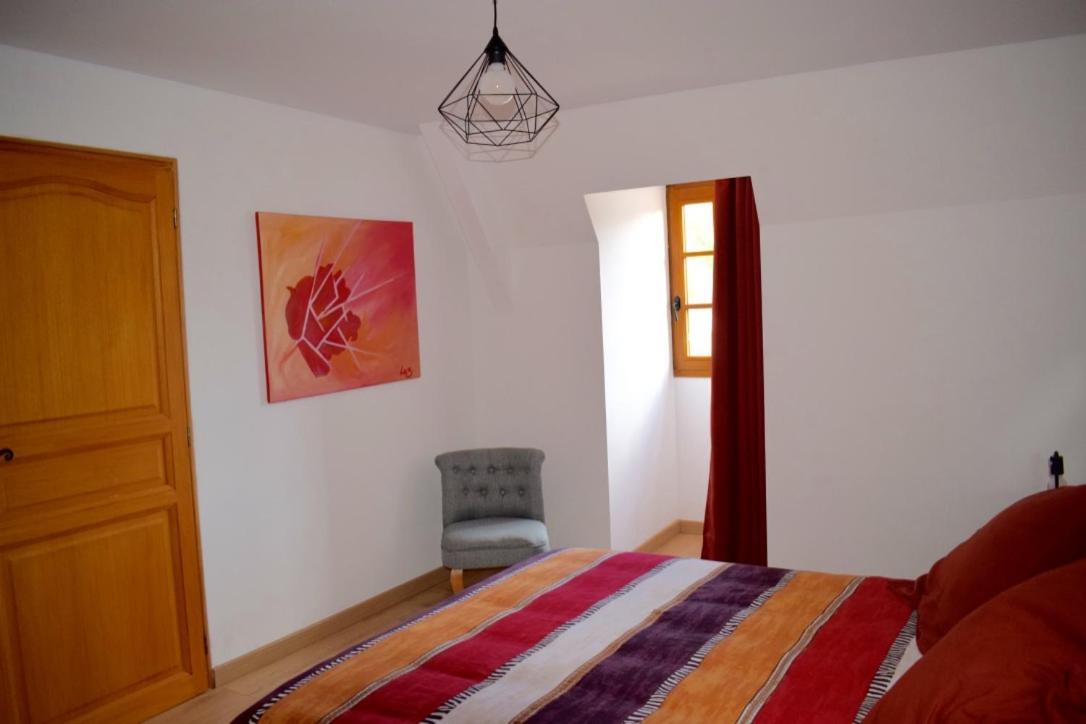 Suite Familiale 2 Chambres Double Auriac-du-Périgord Extérieur photo